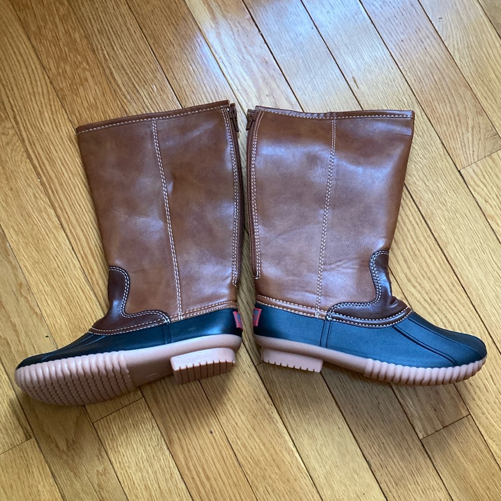 Coral Palm Kids Tall Duck Boots - size 1